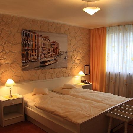 Hotel Die Post Offenbach am Main Zimmer foto